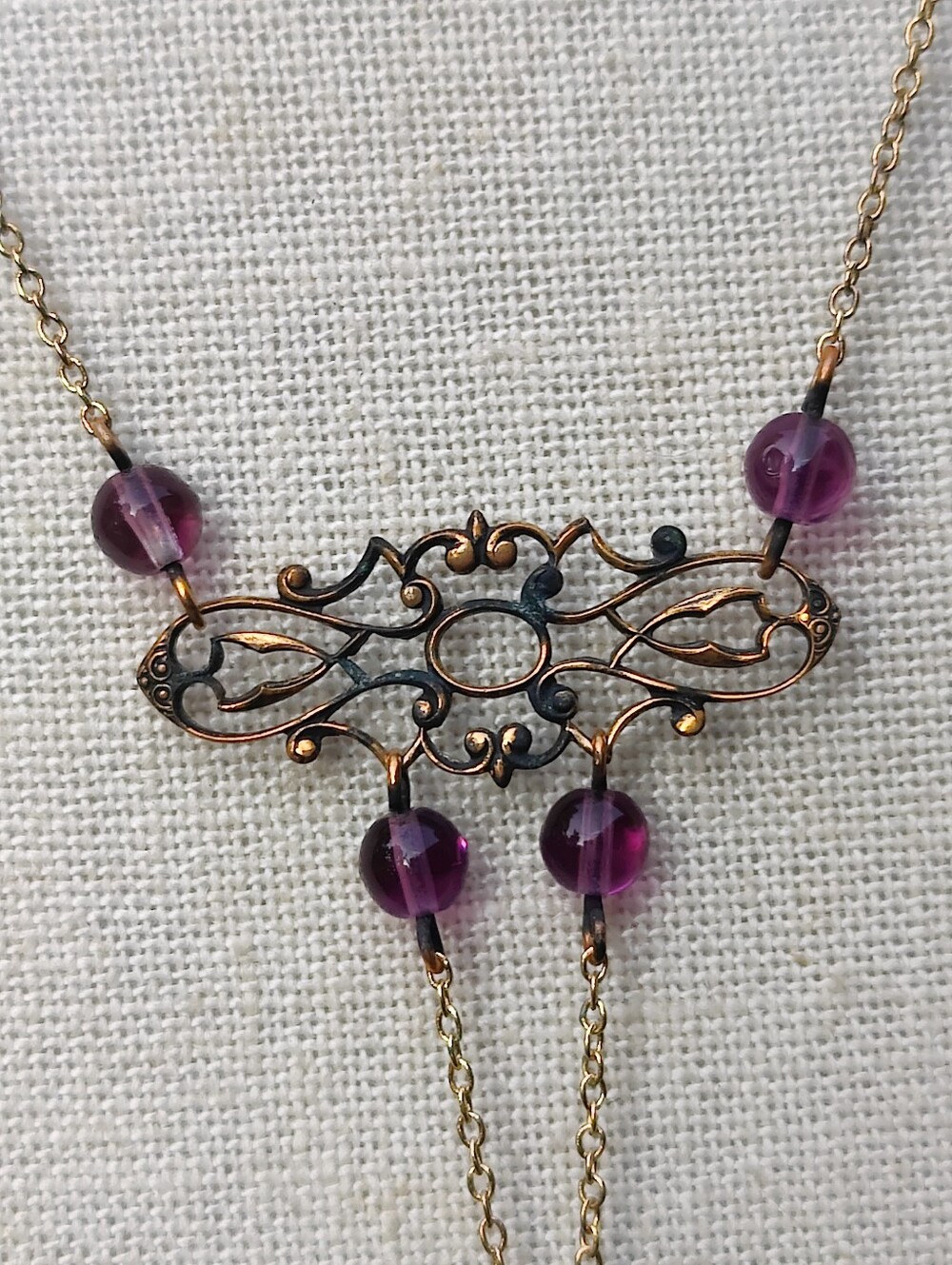 Antique 1920s Purple Etched Intaglio Glass Floral Pendant Necklace - Picture 7 of 8